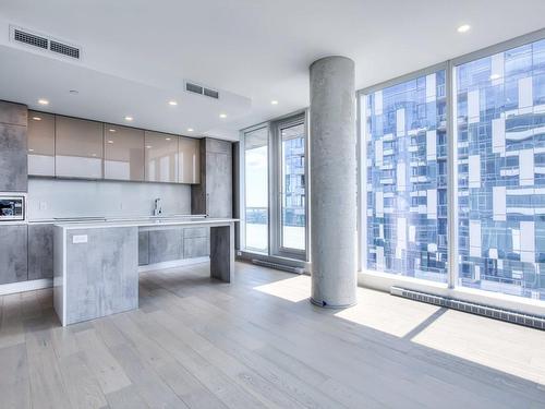 Living room - 3202-1400 Boul. René-Lévesque O., Montréal (Ville-Marie), QC - Indoor Photo Showing Kitchen