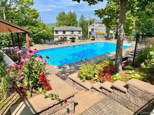 Piscine - 250 Ch. Boulanger, Sutton, QC - Outdoor With In Ground Pool With Backyard