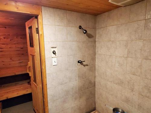 433 Redwood Avenue W, Thunder Bay, ON - Indoor Photo Showing Bathroom