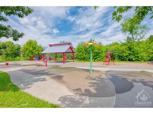 379 Sweet Grass Circle, Ottawa, ON 