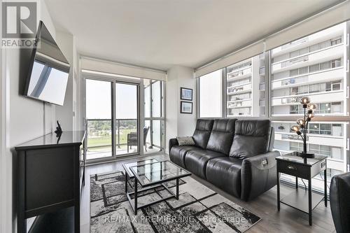 710 - 1461 Lawrence Avenue W, Toronto (Brookhaven-Amesbury), ON - Indoor Photo Showing Living Room