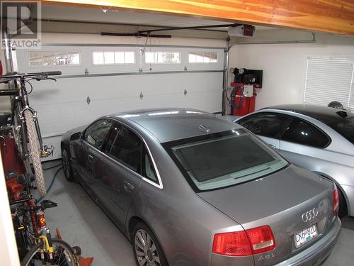 4614 Fuller Road, Kelowna, BC - Indoor Photo Showing Garage