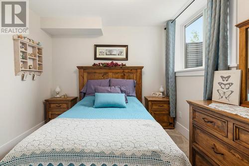 45 Shelter Cove Drive, Westport, ON - Indoor Photo Showing Bedroom