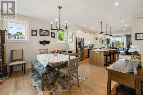 45 Shelter Cove Drive, Westport, ON - Indoor Photo Showing Dining Room