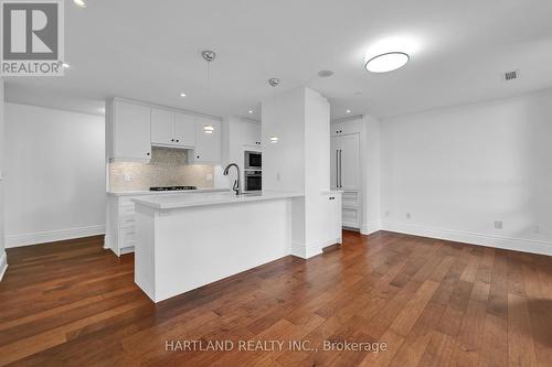 603 - 3500 Lakeshore Road W, Oakville (Bronte West), ON - Indoor Photo Showing Kitchen