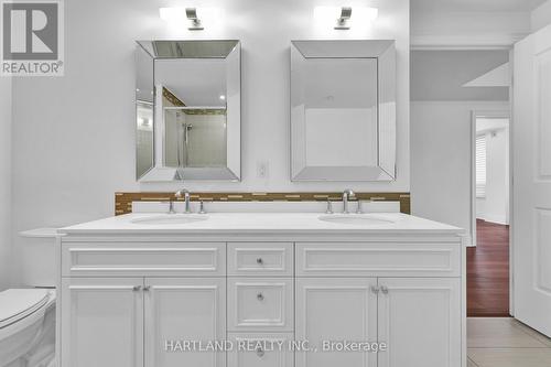 603 - 3500 Lakeshore Road W, Oakville (Bronte West), ON - Indoor Photo Showing Bathroom