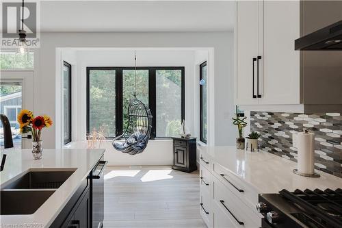 266 Mcnabb Street, Southampton, ON - Indoor Photo Showing Kitchen With Double Sink