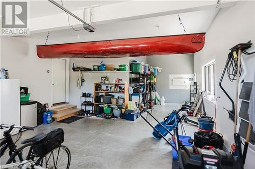 266 Mcnabb Street, Southampton, ON - Indoor Photo Showing Garage