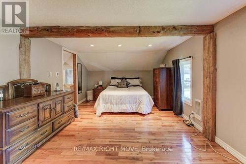 98 Snyder'S Road, Wilmot, ON - Indoor Photo Showing Bedroom