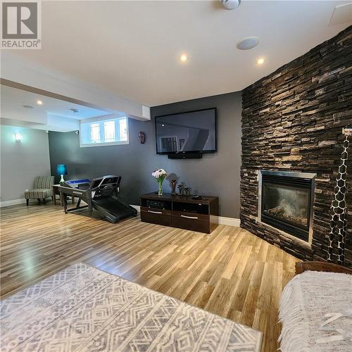 18 Montee Genereux Road, Chelmsford, ON - Indoor With Fireplace