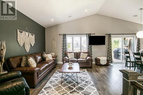 18 Montee Genereux Road, Chelmsford, ON - Indoor Photo Showing Living Room