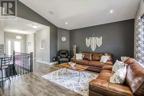 18 Montee Genereux Road, Chelmsford, ON - Indoor Photo Showing Living Room