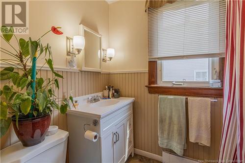 1105 Main Street, Sussex Corner, NB - Indoor Photo Showing Bathroom