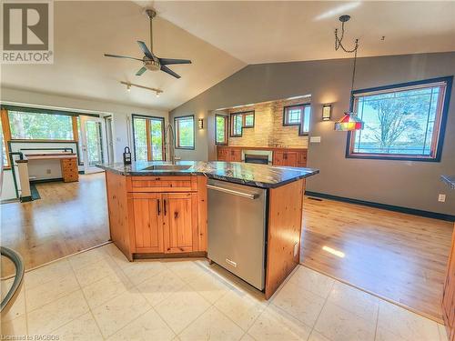 37 Reid'S Pt Rd, South Bruce Peninsula, ON - Indoor Photo Showing Kitchen