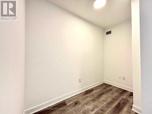 1518 - 86 Dundas Street E, Mississauga, ON - Indoor Photo Showing Other Room