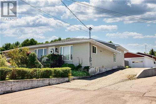 2895 Rheal, Sudbury, ON - Outdoor