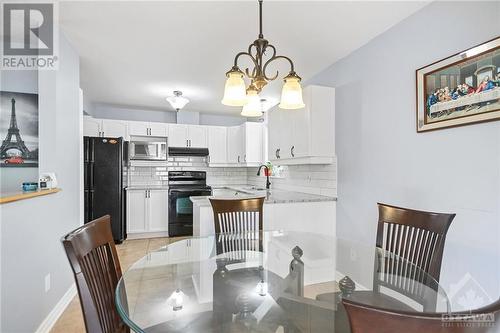 51 Cresthaven Drive, Ottawa, ON - Indoor Photo Showing Dining Room