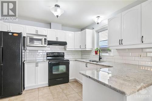 51 Cresthaven Drive, Ottawa, ON - Indoor Photo Showing Kitchen With Double Sink