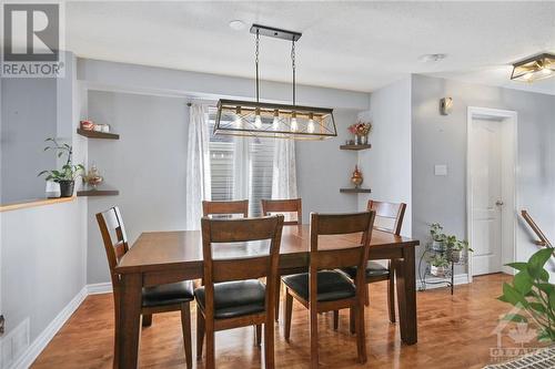 51 Cresthaven Drive, Ottawa, ON - Indoor Photo Showing Dining Room