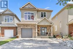 51 CRESTHAVEN DRIVE  Ottawa, ON K2G 6T8