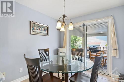 51 Cresthaven Drive, Ottawa, ON - Indoor Photo Showing Dining Room