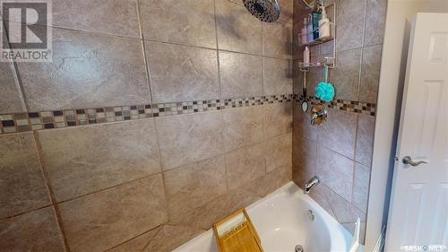 776 Wascana Street, Regina, SK - Indoor Photo Showing Bathroom