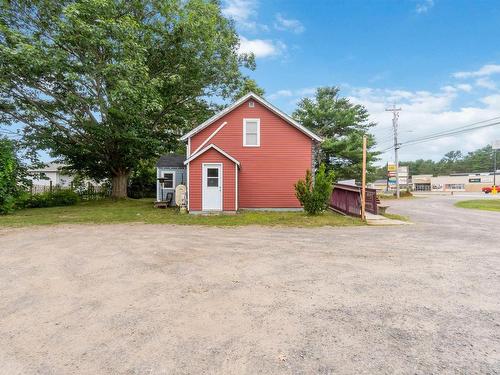 986 Central Avenue, Greenwood, NS 