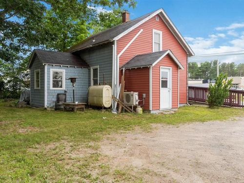 986 Central Avenue, Greenwood, NS 