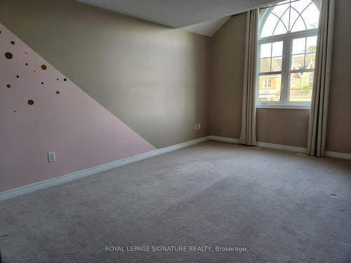 146 Shephard Ave, New Tecumseth, ON - Indoor Photo Showing Other Room