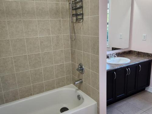 146 Shephard Ave, New Tecumseth, ON - Indoor Photo Showing Bathroom