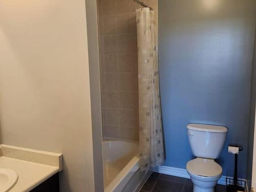 146 Shephard Ave, New Tecumseth, ON - Indoor Photo Showing Bathroom