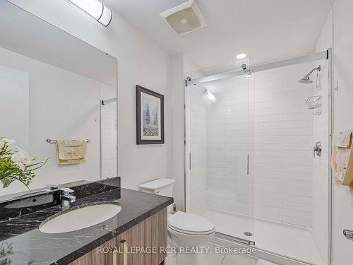 415-40 Horseshoe Blvd, Oro-Medonte, ON - Indoor Photo Showing Bathroom