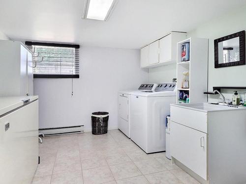 Laundry room - 43  - 45 Rue Tremblay, Saint-Jean-Sur-Richelieu, QC - Indoor Photo Showing Laundry Room