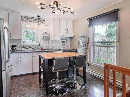 Kitchen - 43  - 45 Rue Tremblay, Saint-Jean-Sur-Richelieu, QC - Indoor Photo Showing Kitchen