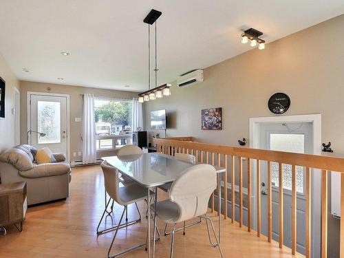 Dining room - 43  - 45 Rue Tremblay, Saint-Jean-Sur-Richelieu, QC - Indoor Photo Showing Other Room