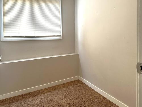 2089 Hampshire Drive, Kamloops, BC - Indoor Photo Showing Other Room