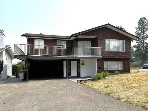 2089 Hampshire Drive, Kamloops, BC - Outdoor With Deck Patio Veranda