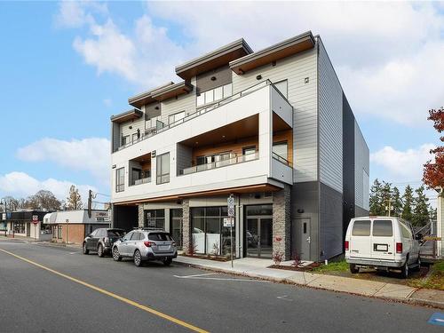 101-113 Hirst Ave East, Parksville, BC 