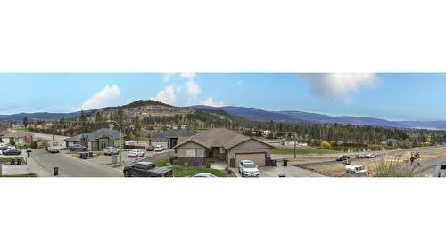 1215 Hume Avenue, Kelowna, BC - Outdoor With View