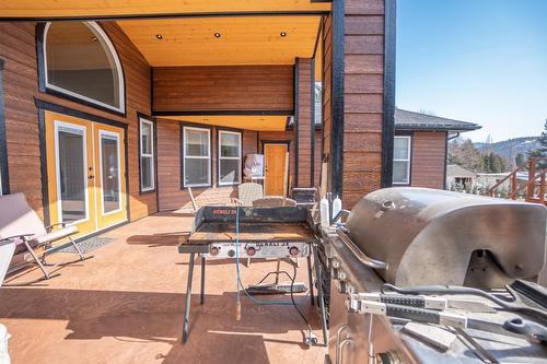 2977 Upper Levels Road, Castlegar, BC - Outdoor With Deck Patio Veranda With Exterior