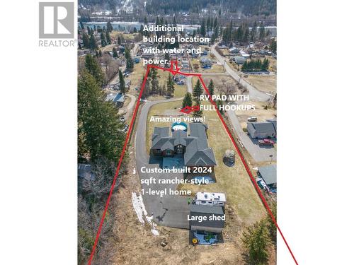 2977 Upper Levels  Road, Castlegar, BC -  With View