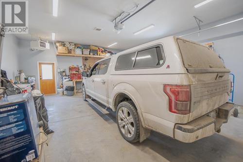 2977 Upper Levels  Road, Castlegar, BC - Indoor Photo Showing Garage