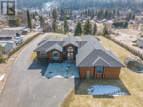 2977 Upper Levels  Road, Castlegar, BC - Outdoor With View