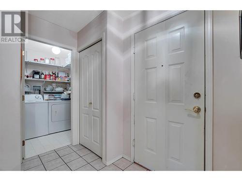 933 Harvey Avenue Unit# 110, Kelowna, BC - Indoor Photo Showing Laundry Room