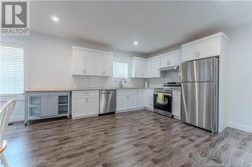 11 Elizabeth Street, St. Stephen, NB - Indoor Photo Showing Kitchen