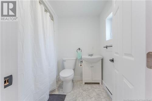 11 Elizabeth Street, St. Stephen, NB - Indoor Photo Showing Bathroom