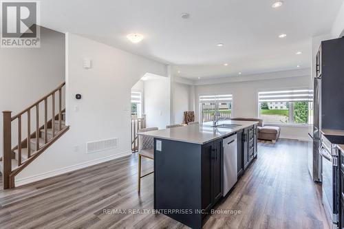 3 Cadwell Lane, Hamilton (Mountview), ON - Indoor Photo Showing Kitchen With Upgraded Kitchen