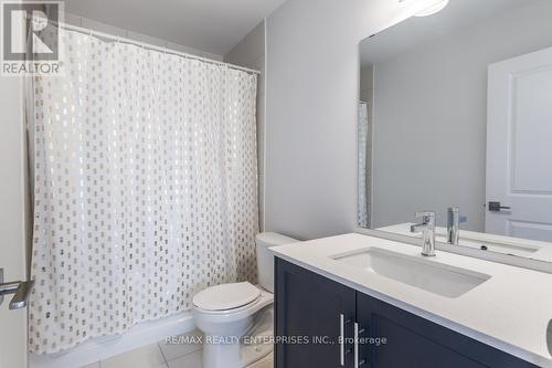 3 Cadwell Lane, Hamilton (Mountview), ON - Indoor Photo Showing Bathroom