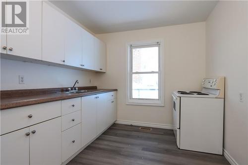 455 Bessie Avenue, Sudbury, ON - Indoor Photo Showing Laundry Room