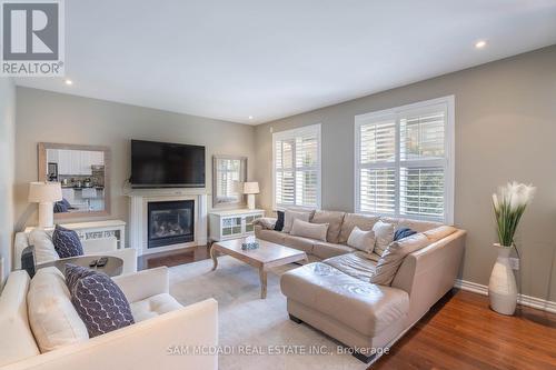 5504 Freshwater Drive, Mississauga (Churchill Meadows), ON - Indoor Photo Showing Living Room With Fireplace